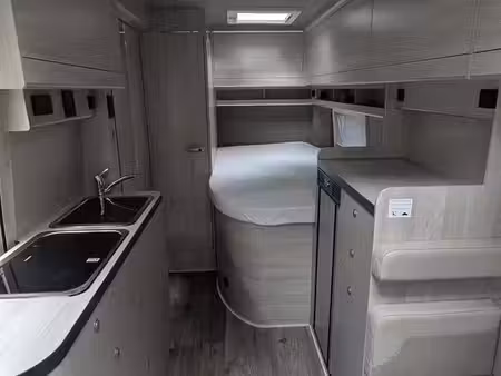 Peugeot Traveller 