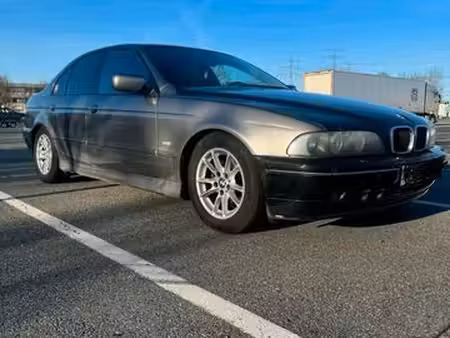 BMW Série 5 530d 192