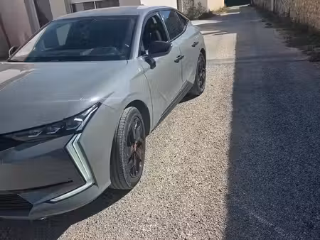 DS 4 1.6 225