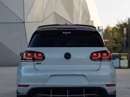 Volkswagen Golf GTI 2.0 TSI 235