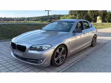 BMW Série 5 530d 3.0 245
