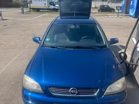 Opel Astra 1.4 90