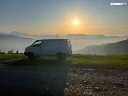Volkswagen Transporter T4 2.5 TDI 102