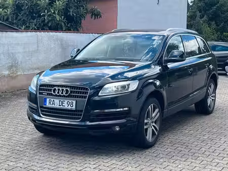 Audi Q7 quattro