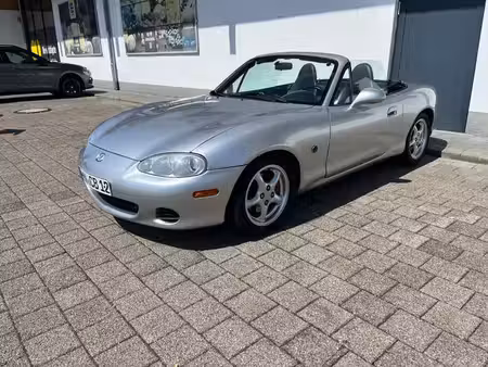 Mazda MX5 1.8 145