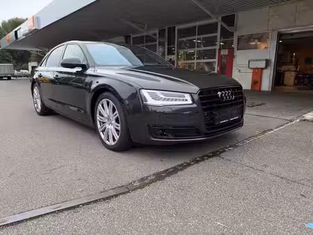 Audi A8 V8 4.2 TDI 385 quattro