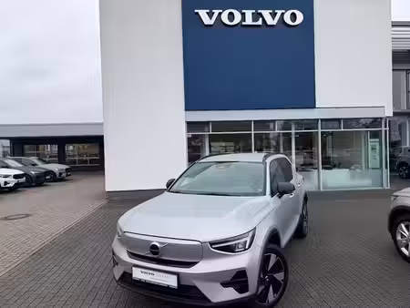 Volvo XC40 Plus