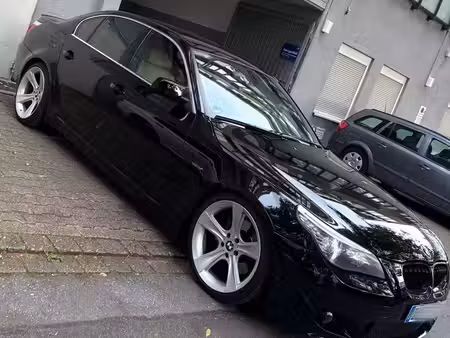 BMW Série 5 523i 2.5 190