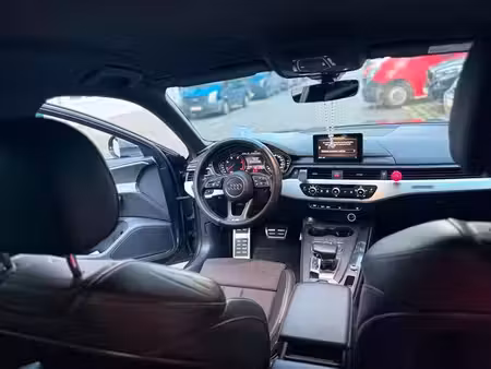 Audi A4 V6 3.0 TDI