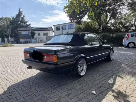 BMW Série 3 2.0