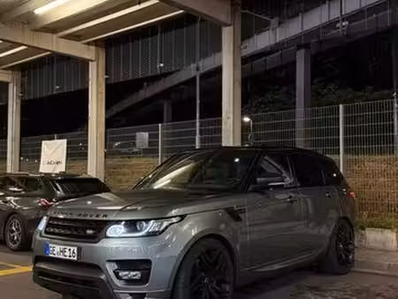 Land Rover Range Rover Sport SDV6 V6 3.0 306 Autobiography 4x4