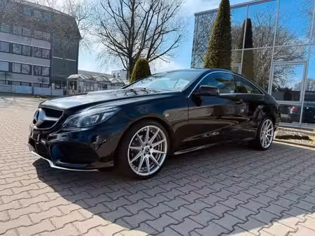 Mercedes-Benz Classe E E 220
