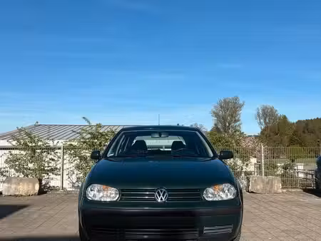 Volkswagen Golf 1.6