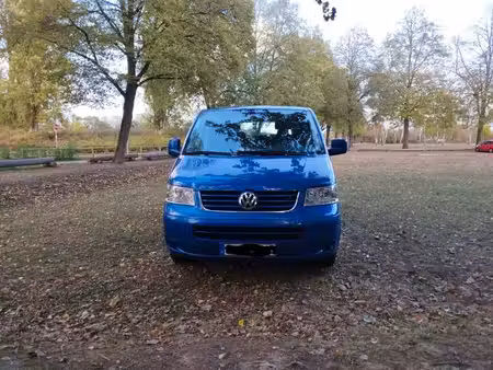 Volkswagen Transporter T5 1.9 TDI 105