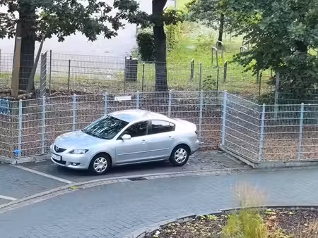 Mazda Mazda3 1.6 105