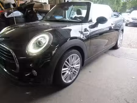 Mini Cabrio Cooper 1.5 136
