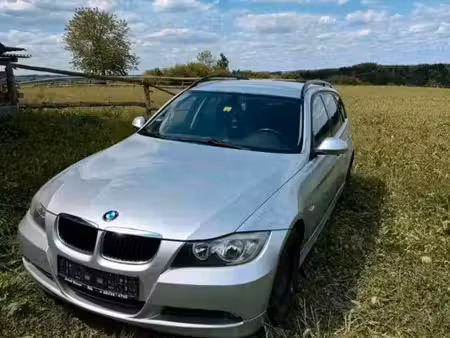 BMW Série 3 318i 2.0 129