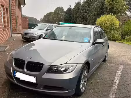 BMW Série 3 320i 2.0 150