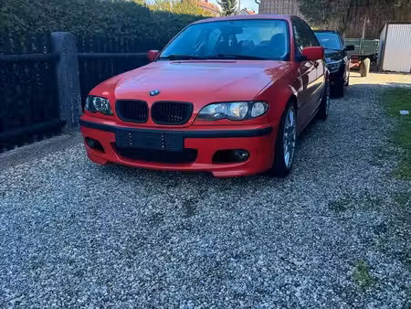 BMW Série 3 318i 2.0 143
