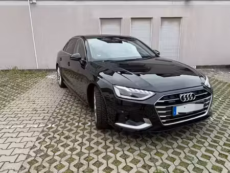 Audi A4 2.0 TFSI 265 S line quattro
