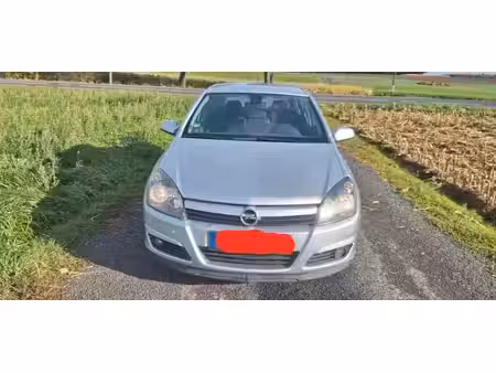 Opel Astra 1.6 105