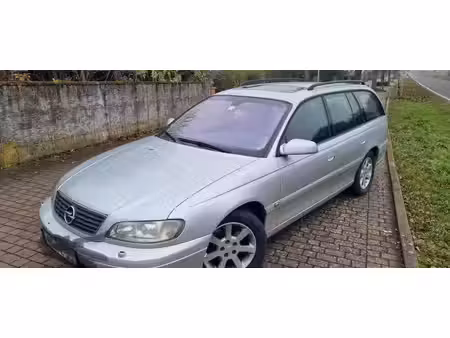 Opel Omega Break V6 3.2 217 Edition