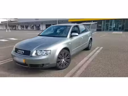 Audi A4 2.0 130