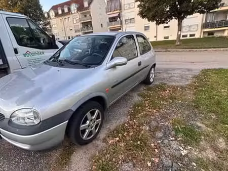 Opel Corsa 1.0 Edition 2000