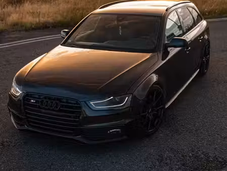 Audi A4 S4 V6 3.0 TFSI 333 quattro