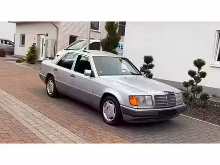 Mercedes-Benz Classe E 230 E