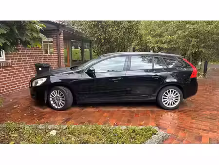 Volvo V60 D2 1.6 115
