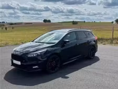 Ford Focus ST 2.0 250