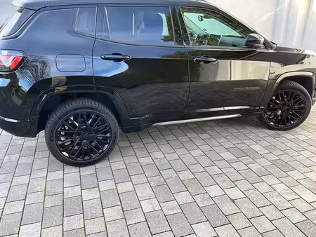 Jeep Compass 4XE 1.3 240 S 4x4