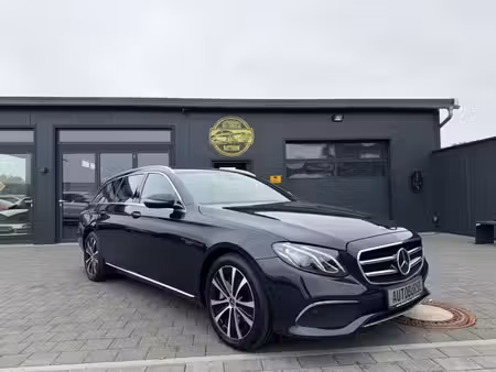 Mercedes-Benz Classe E E 300 2.0 211