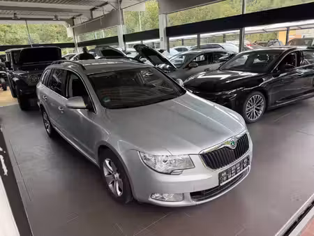 Škoda Superb 1.6 140 Ambition