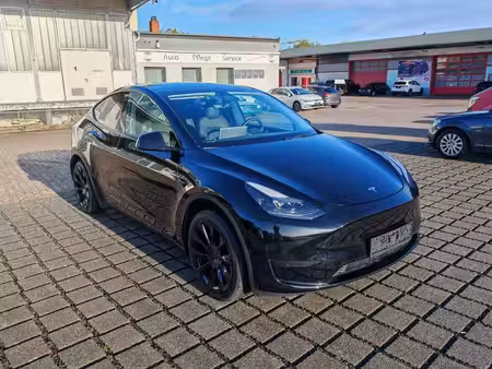 Tesla Model Y Grande Autonomie
