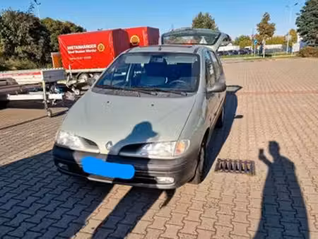 Renault Scénic 2.0 109