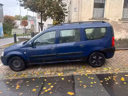 Dacia Logan 