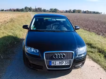 Audi A3 1.6 102 Ambiente
