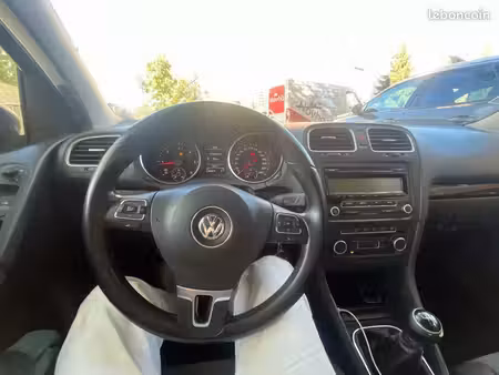 Volkswagen Golf 2.0 TDI 110