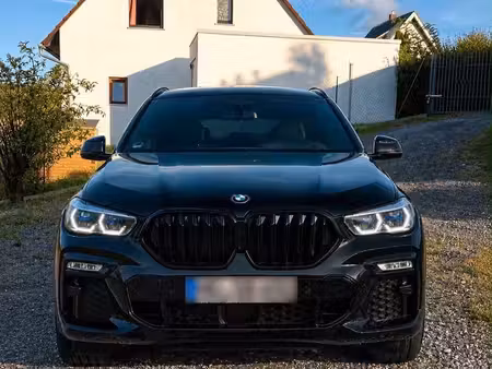 BMW X6 M50i V8 4.4 530