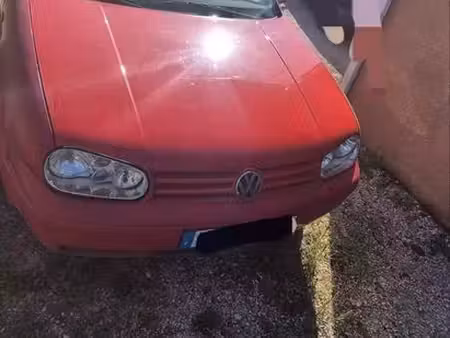 Volkswagen Golf 1.6 100