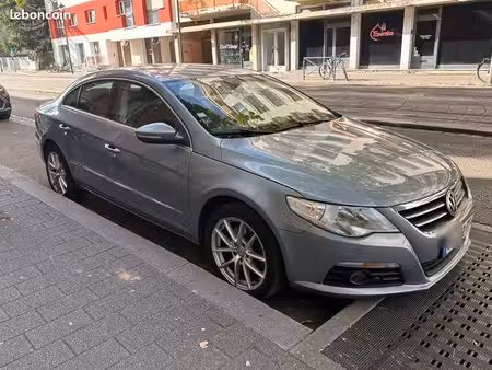 Volkswagen Passat 1.8 TSI 160
