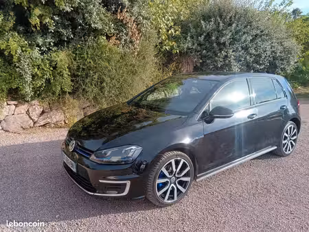 Volkswagen Golf GTE 1.4 204