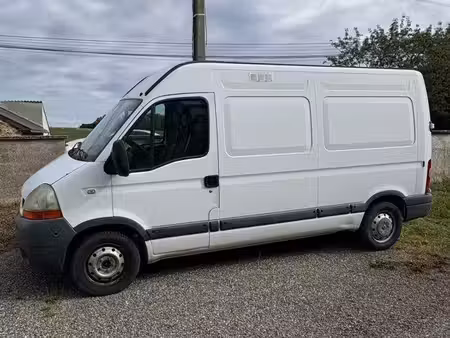 Renault Master 2.5 dCi 100