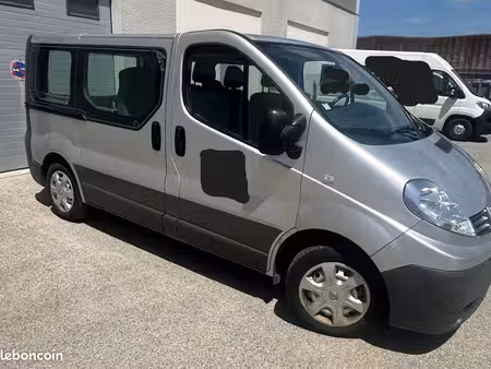 Renault Trafic 2.0 dCi 90