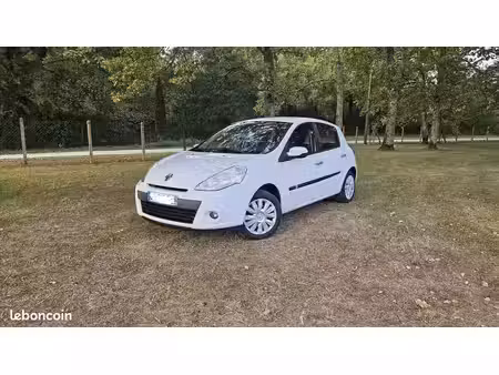 Renault Clio 1.2 75