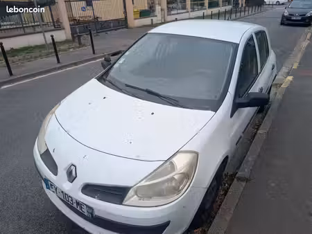 Renault Clio 1.2 75