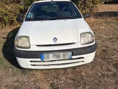 Renault Clio 1.4 75