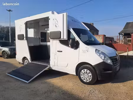 Renault Master 2.3 dCi 130